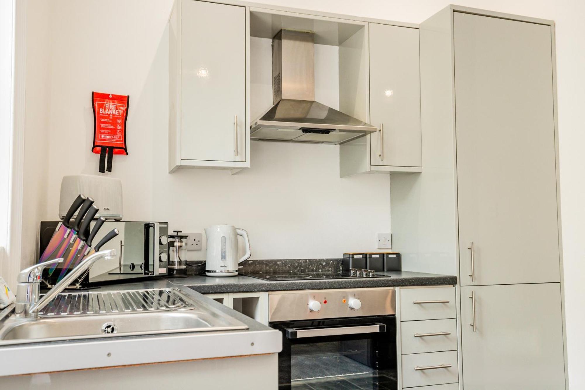 Guest Homes - The Station Studio Worcester Esterno foto