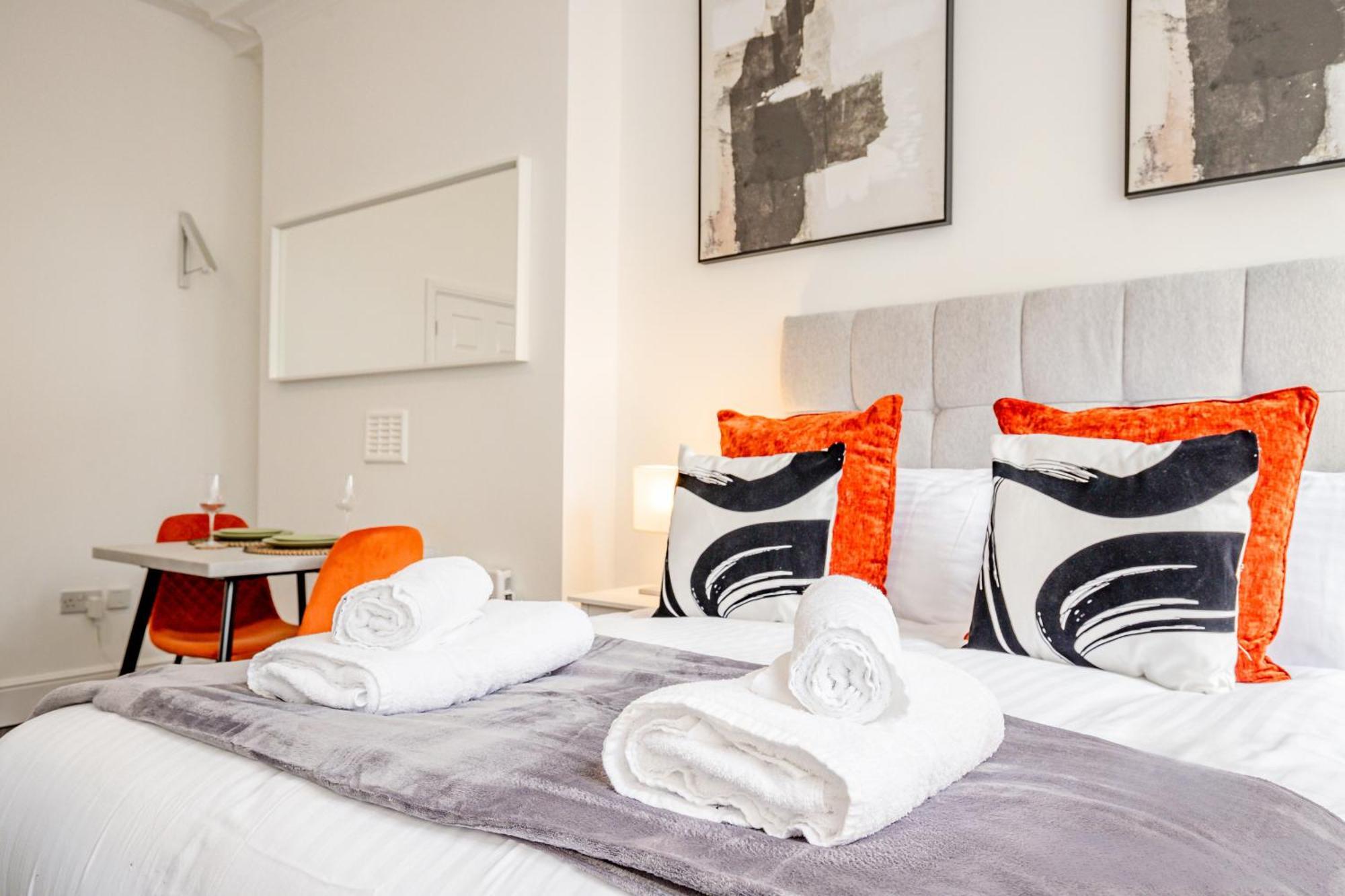 Guest Homes - The Station Studio Worcester Esterno foto